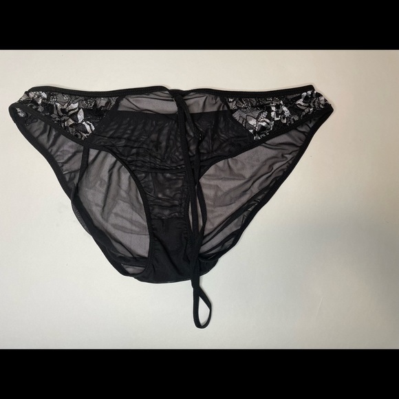 Lingerie set - Picture 6 of 6